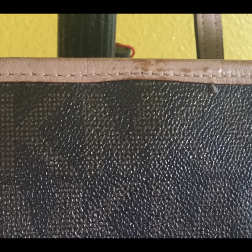 Handbag - Picture 6 of 8